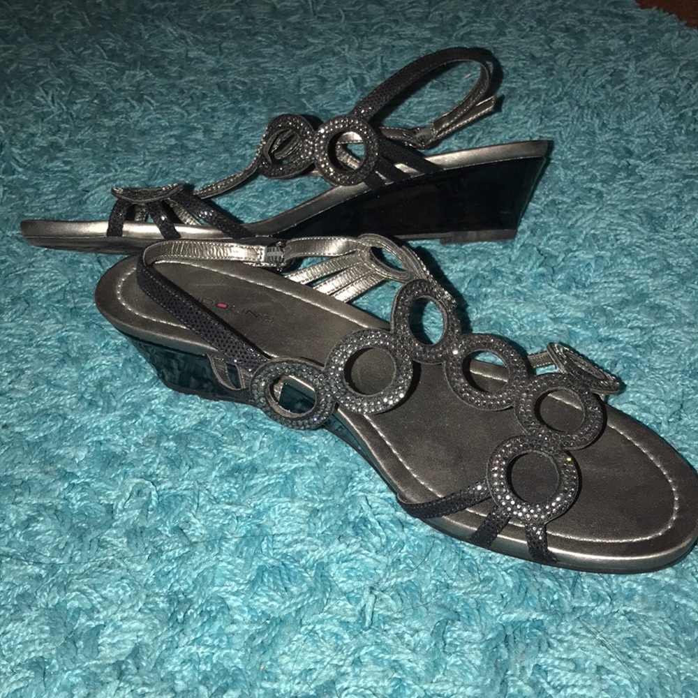 Black diamond studded Bandolino Wedge Sandals